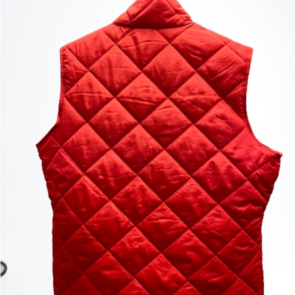 New Direction weekend Vest. - Picture 2 of 3